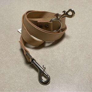 Love thy Beast Dog Leash OS Beige 100% Genuine Pebbled Leather Dog Leash NWT